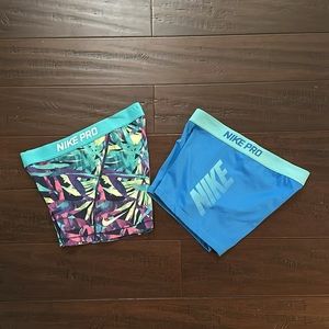 Womens nike pro size medium bundle of 2